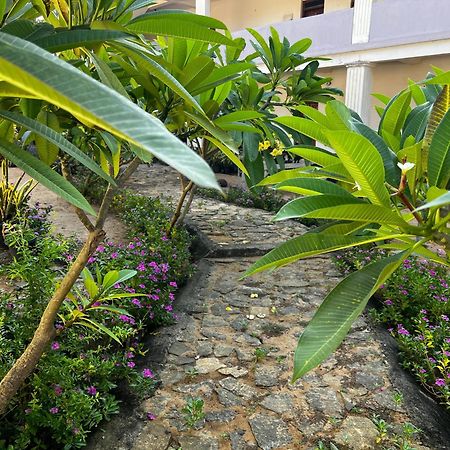 Santa Maria, Trivandrum - An Airport Boutique By The Sea Bed and Breakfast Thiruvananthapuram Exterior foto
